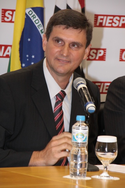 Clorialdo Roberto Levrero - Presidente Abisolo-