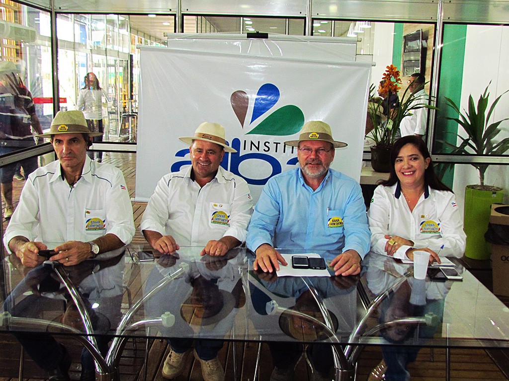 Comissão organizada da Bahia Farm Show durante coletiva de imprensa