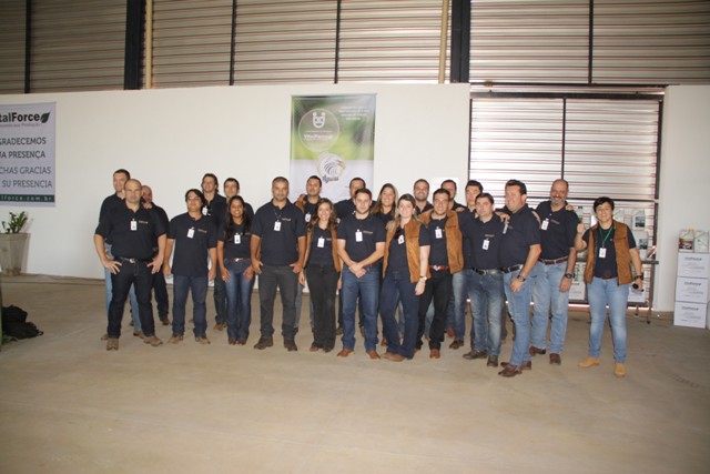 Equipe da VitalForce satisfeita com os resultados do ano agrícola - Crédito Luize Hess